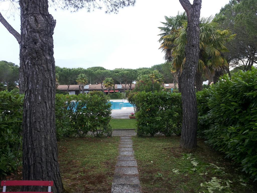 Villetta Corte Grande Villa อาปริลเลีย มาริตติมา ภายนอก รูปภาพ
