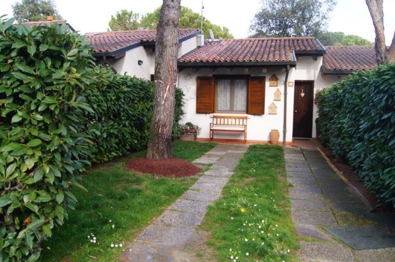 Villetta Corte Grande Villa อาปริลเลีย มาริตติมา ภายนอก รูปภาพ